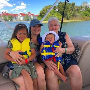 Meet your Posher, Ashley